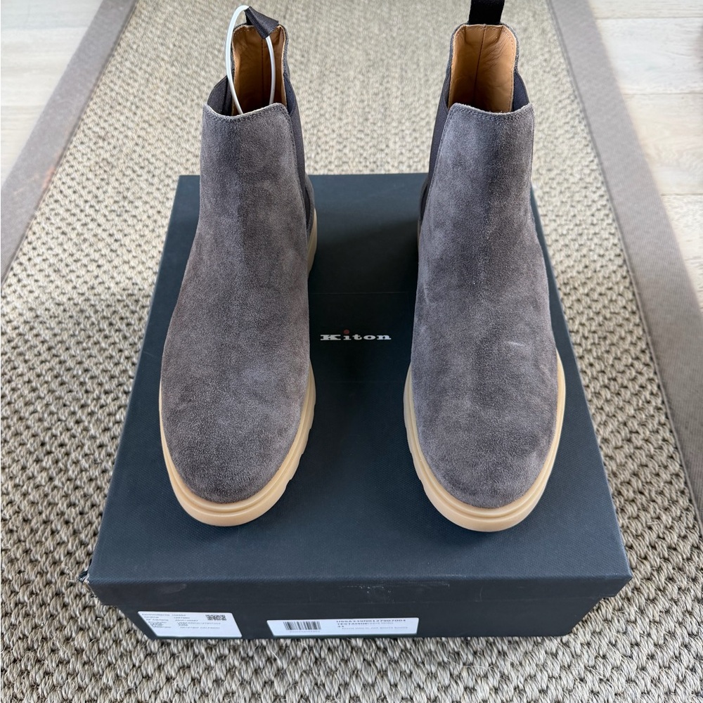 SOLDNWT Kiton Men’s Grey Suede Ankle Boots Size 41 IT Made In Italy New!!